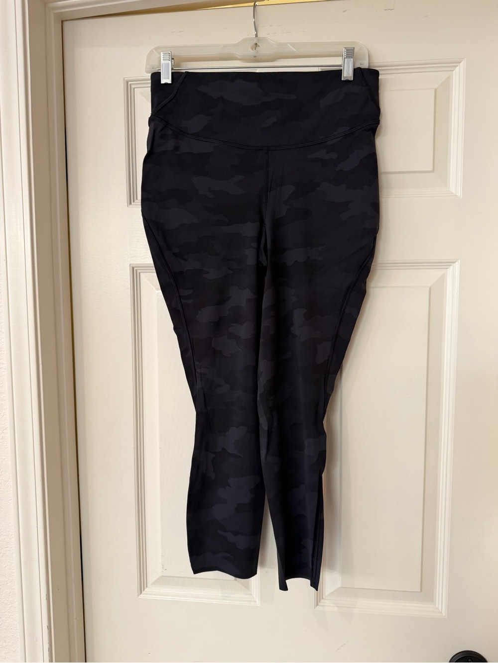 Black Camo women’s Performance Leggings
